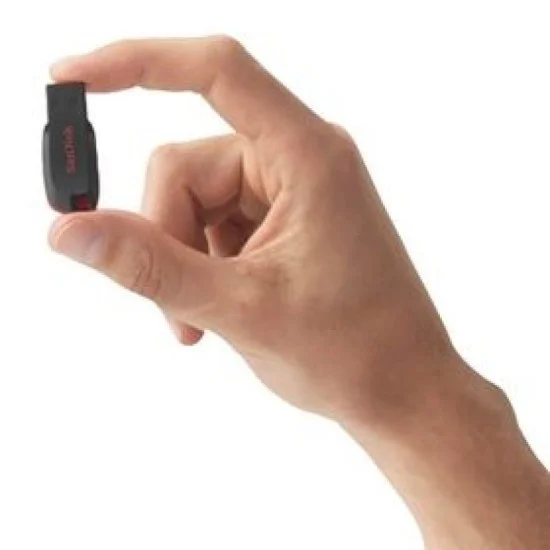 SanDisk 128GB Cruzer Blade Flash Drive - Black